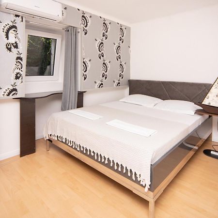 Stone Beach Apartments Pržno Exterior foto